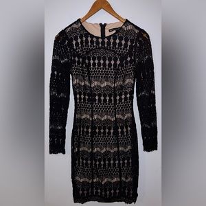White House Black Market dress size: 00